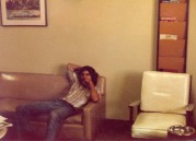 Leah and Gilly-46.jpg: 1977/04/22 - Waiting for Leah to be born